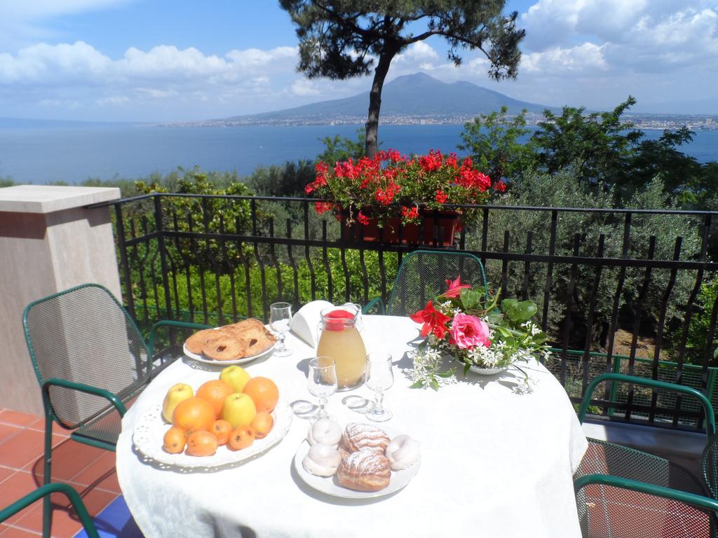 Ancelle Sorrento - Casa D'Accoglienza Hotell Castellammare di Stabia Eksteriør bilde