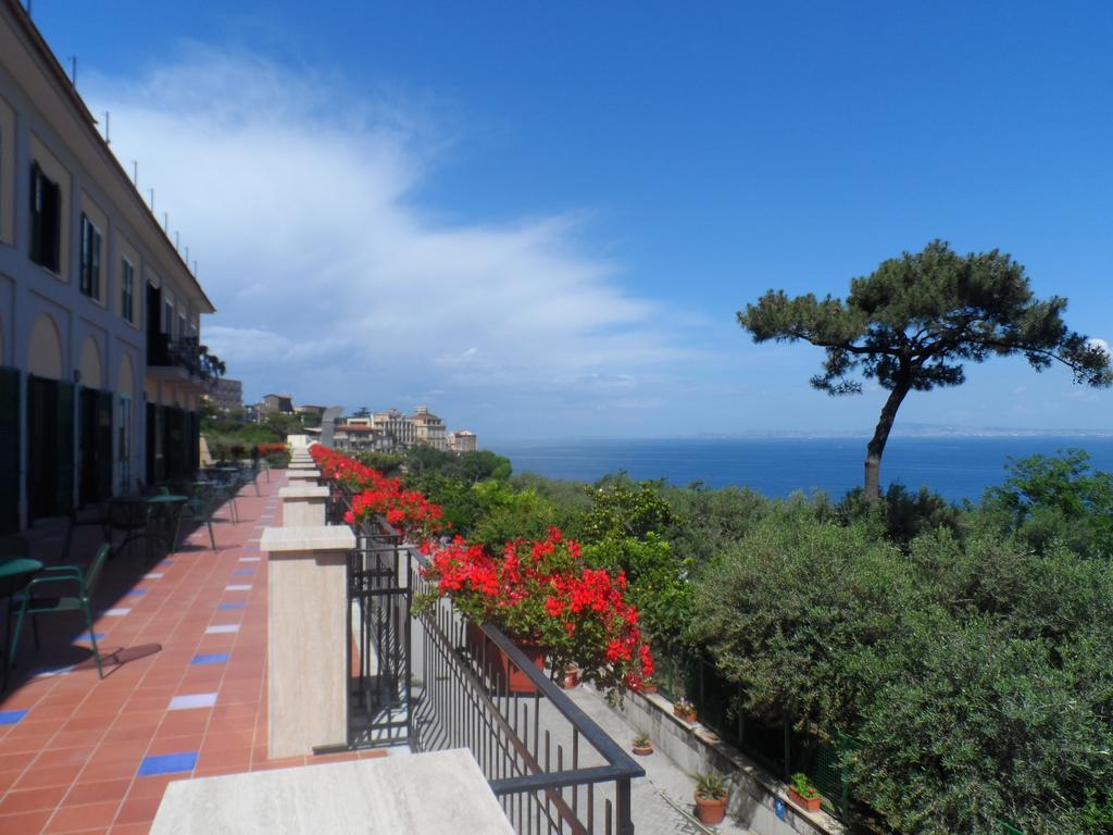 Ancelle Sorrento - Casa D'Accoglienza Hotell Castellammare di Stabia Eksteriør bilde